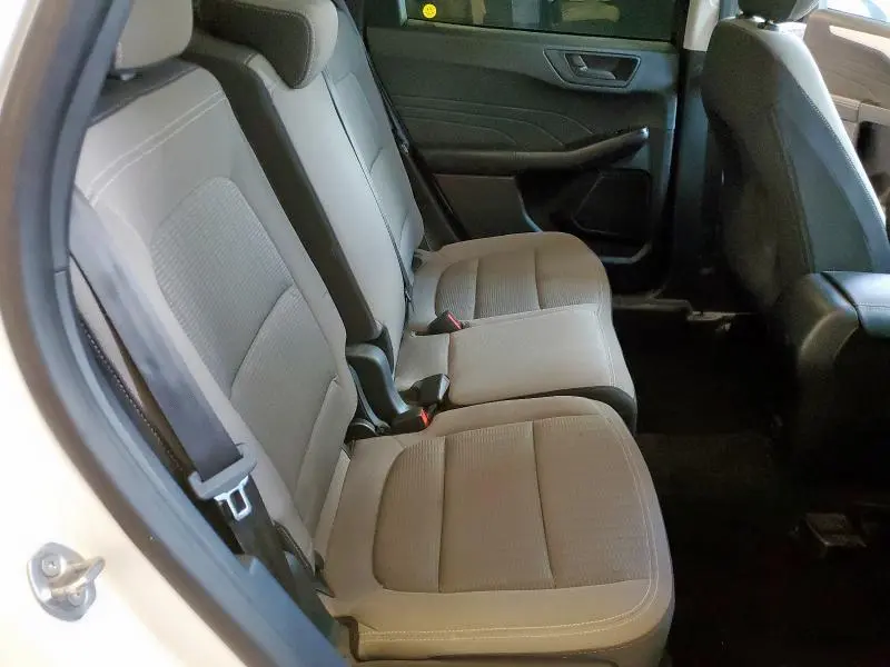 2022 FORD ESCAPE S  