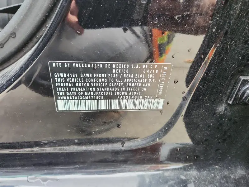 2016 VOLKSWAGEN JETTA SE  