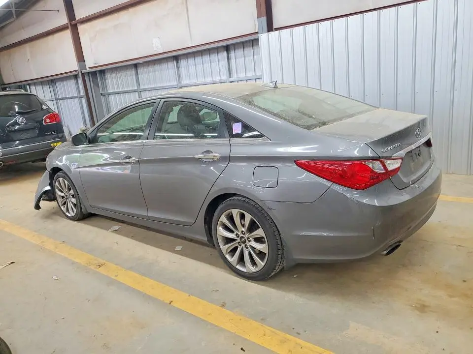 2013 HYUNDAI SONATA SE  