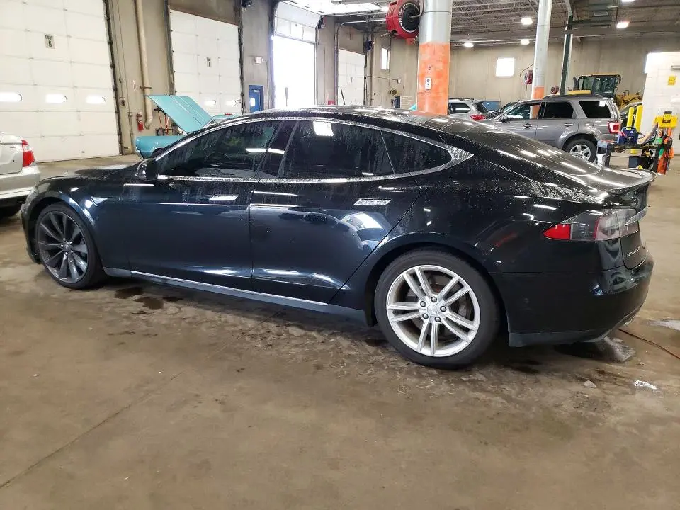 2015 TESLA MODEL S 85D  
