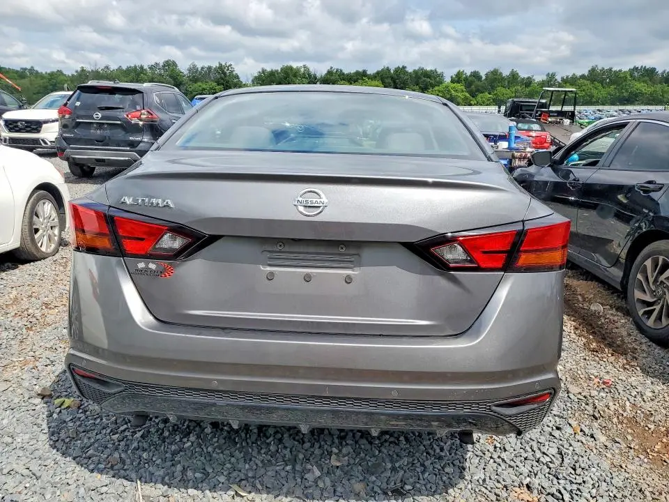 2021 NISSAN ALTIMA S  