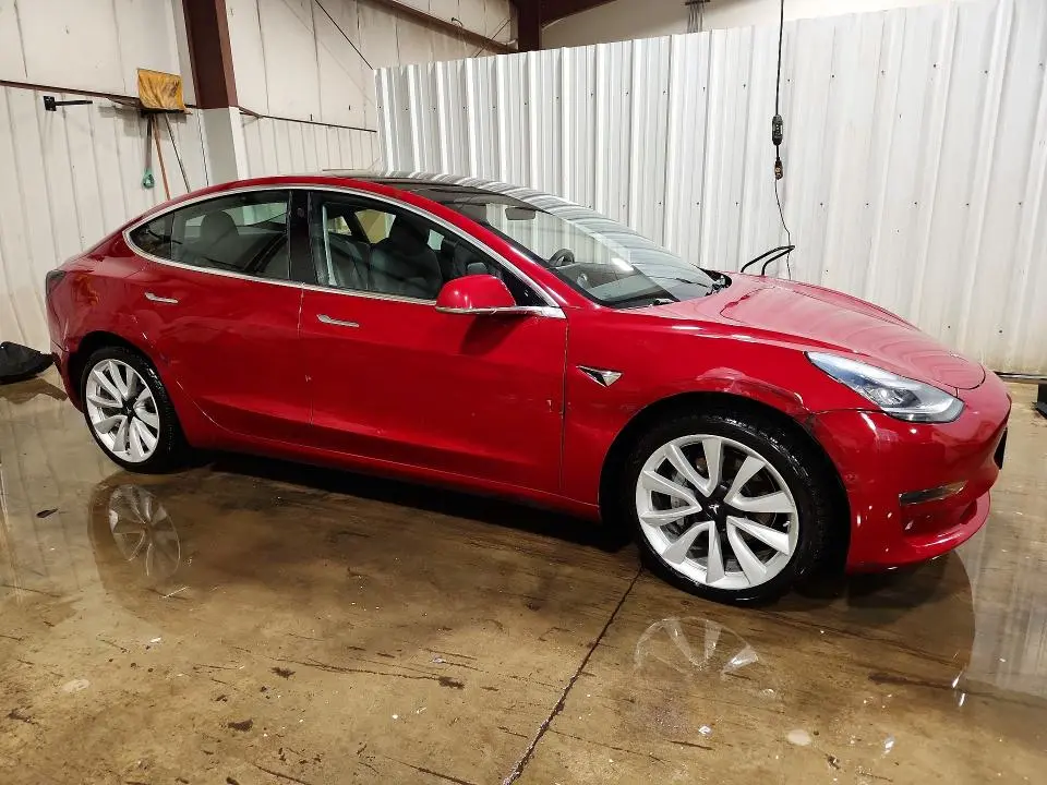 2019 TESLA MODEL 3   