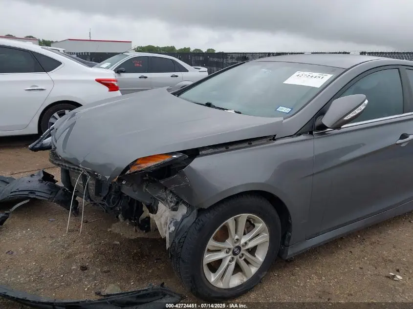 2014 HYUNDAI SONATA GLS