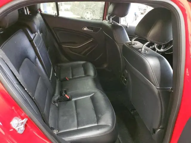 2020 MERCEDES-BENZ GLA 250  