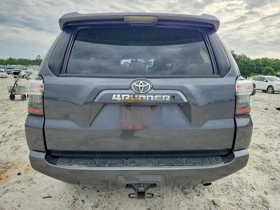 2014 TOYOTA 4RUNNER SR5  