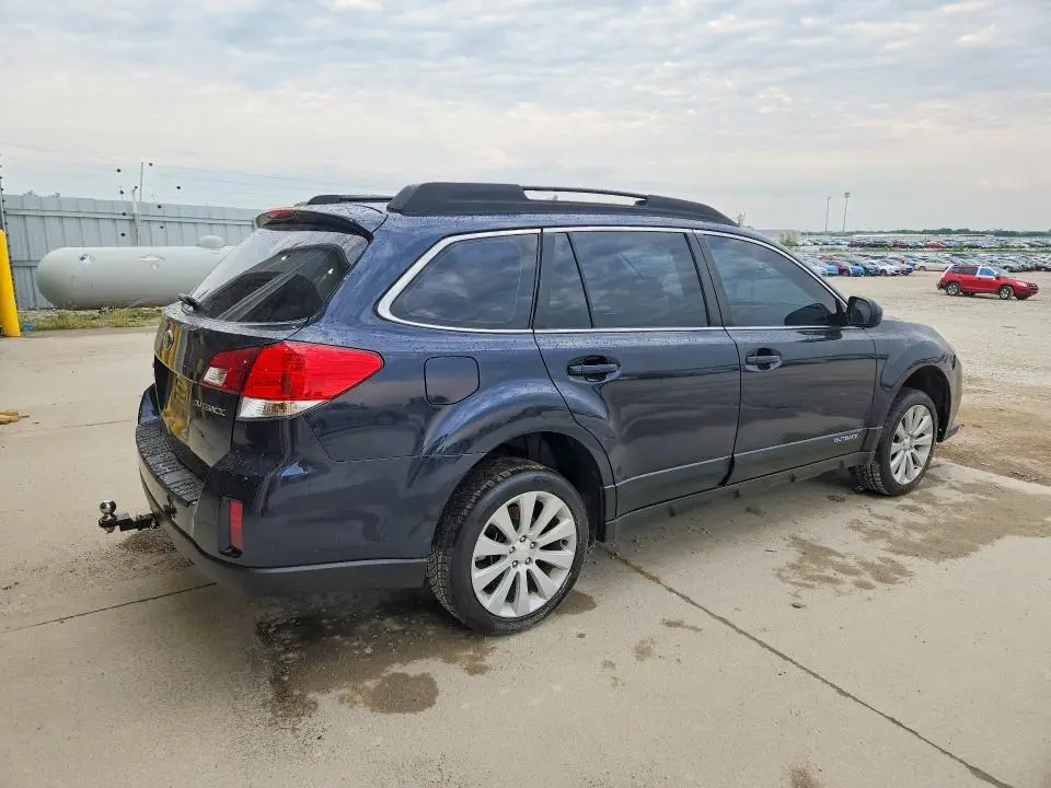 2013 SUBARU OUTBACK 2.5I  