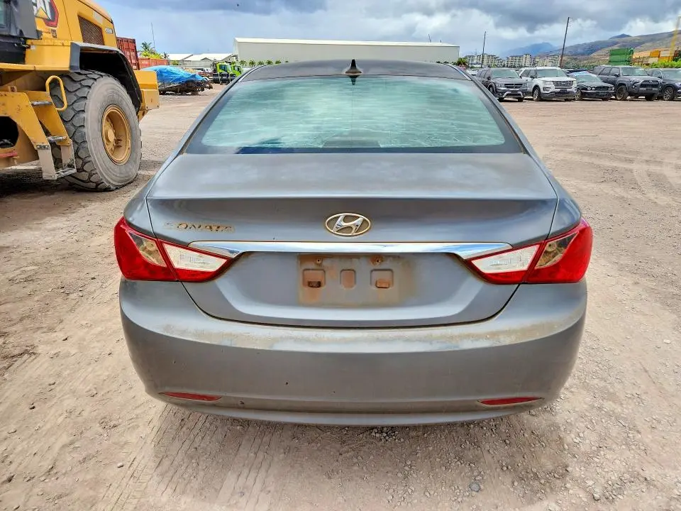 2013 HYUNDAI SONATA GLS  