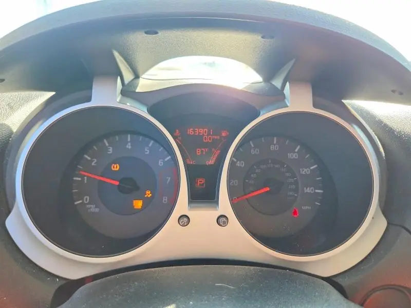 2013 NISSAN JUKE S  