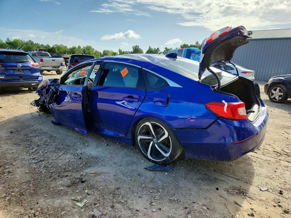 2022 HONDA ACCORD SPORT  