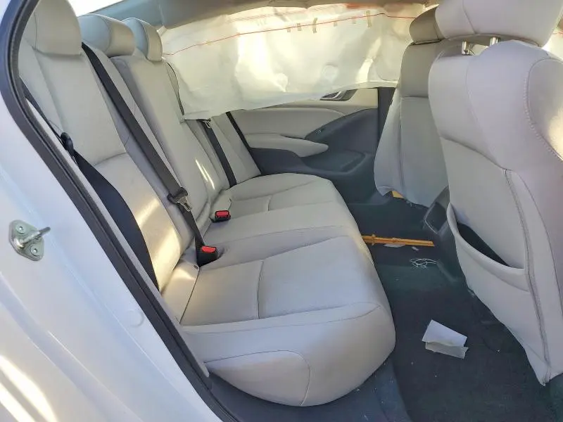 2018 HONDA ACCORD LX  