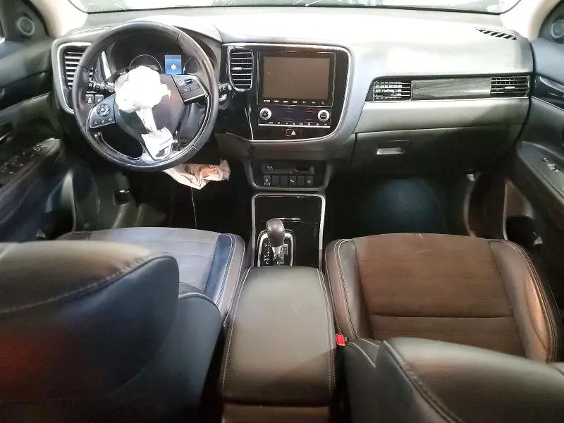 2020 MITSUBISHI OUTLANDER ES  