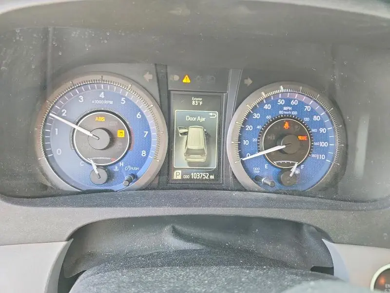 2015 TOYOTA SIENNA XLE PREMIUM 8-PASSENGER  