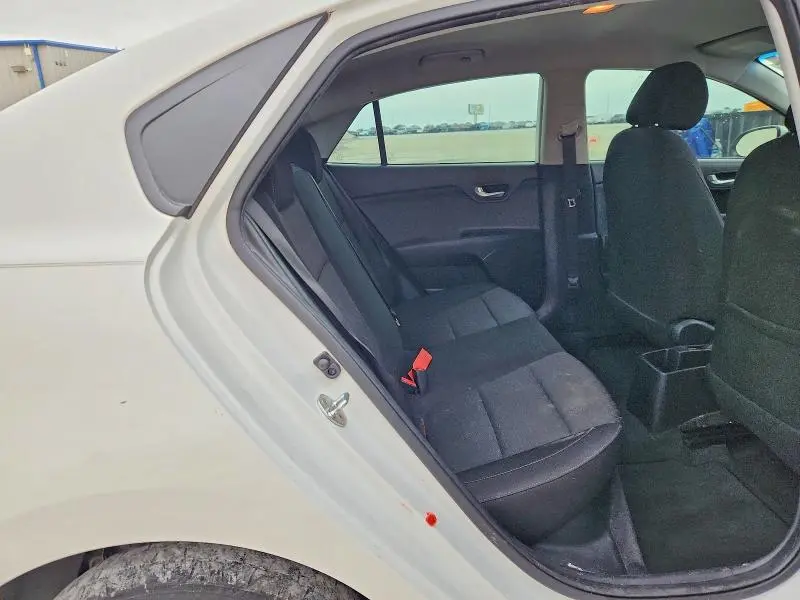 2020 KIA RIO LX  