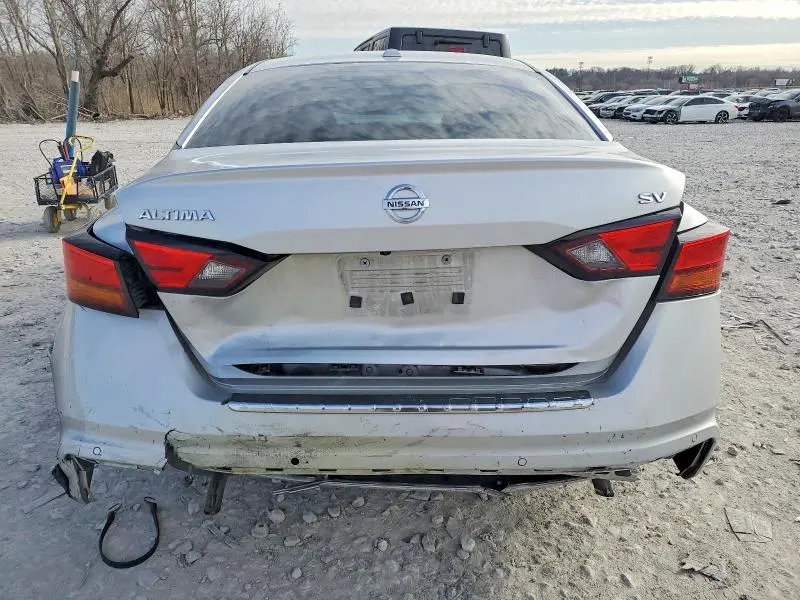 2022 NISSAN ALTIMA SV  