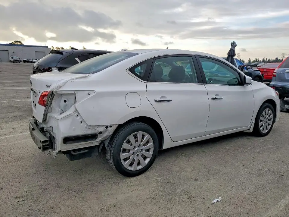 2016 NISSAN SENTRA SV  