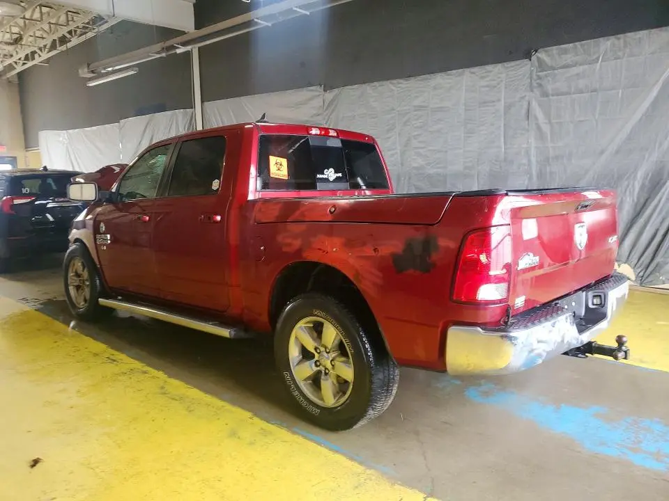 2015 RAM 1500 SLT  