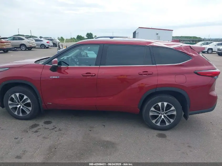 2021 TOYOTA HIGHLANDER HYBRID XLE