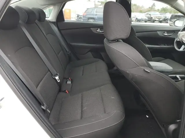 2021 KIA FORTE FE  
