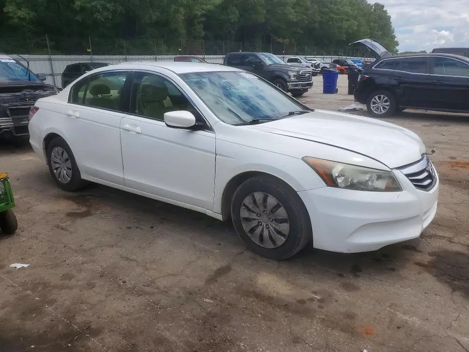 2011 HONDA ACCORD LX  