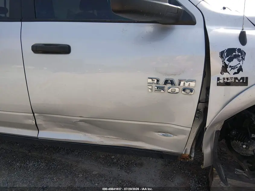2017 RAM 1500 SLT