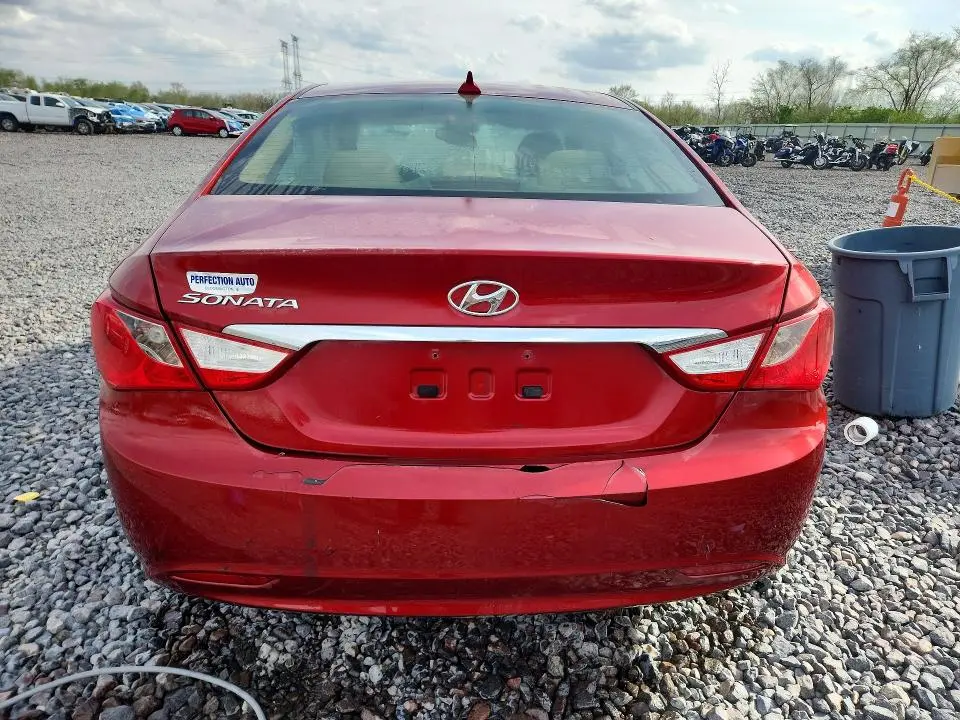 2012 HYUNDAI SONATA GLS  