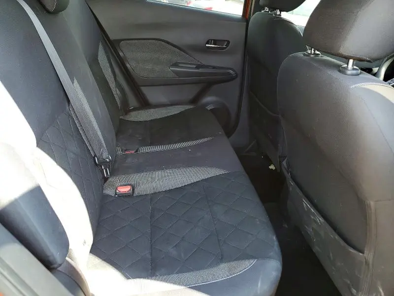 2019 NISSAN KICKS SV  