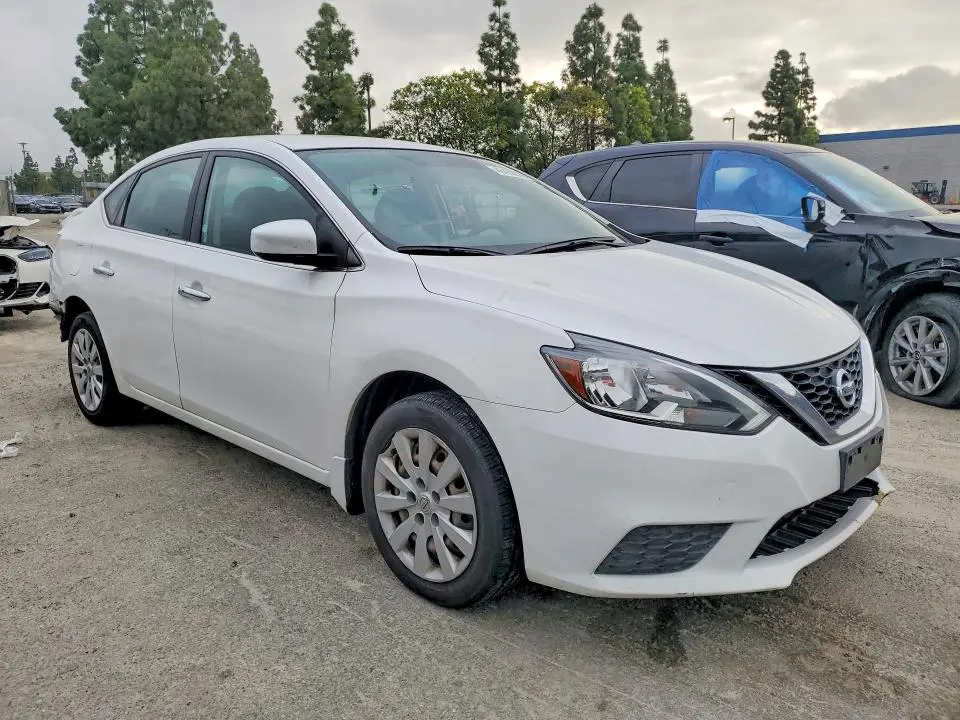 2016 NISSAN SENTRA SV  