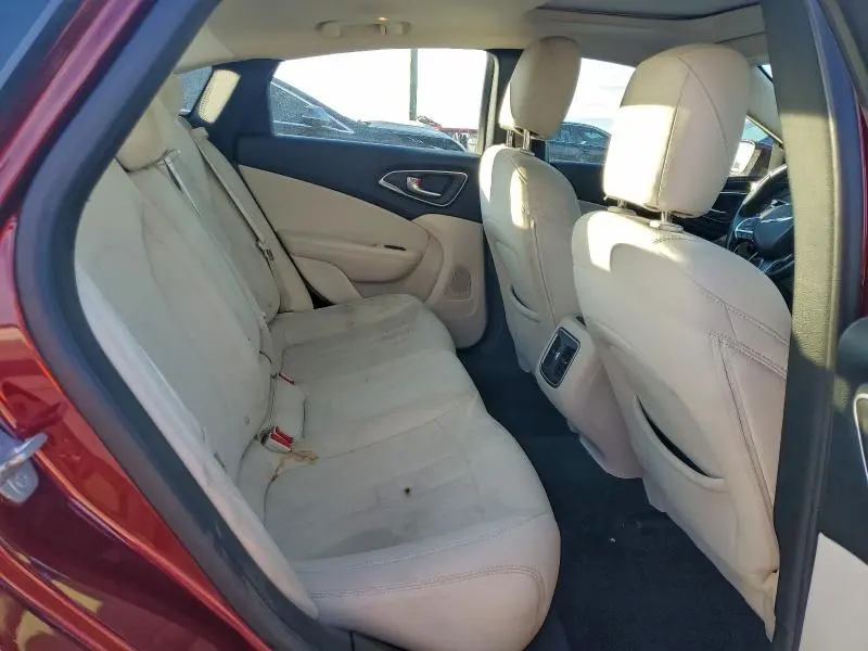 2015 CHRYSLER 200 LIMITED  