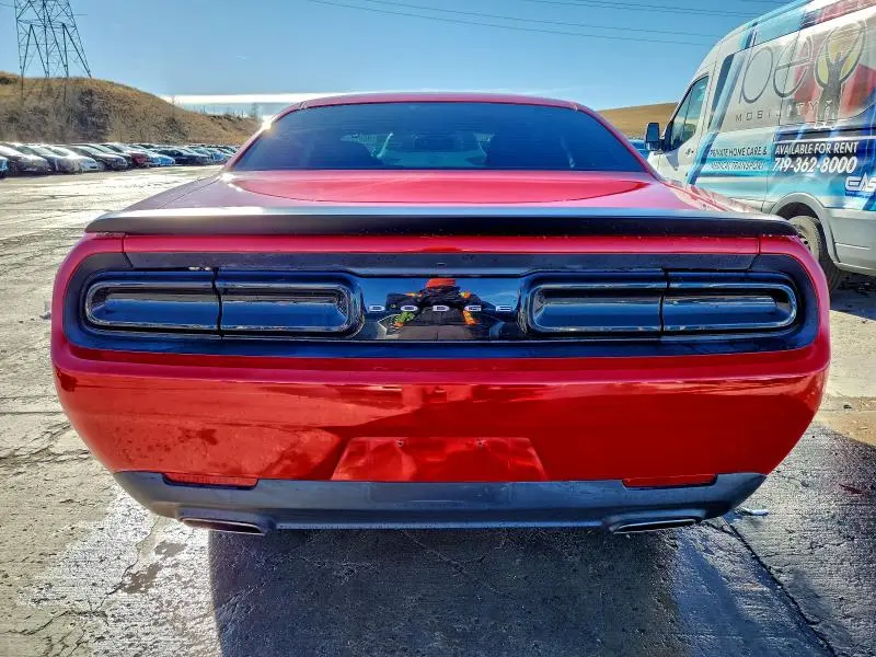2016 DODGE CHALLENGER SXT  