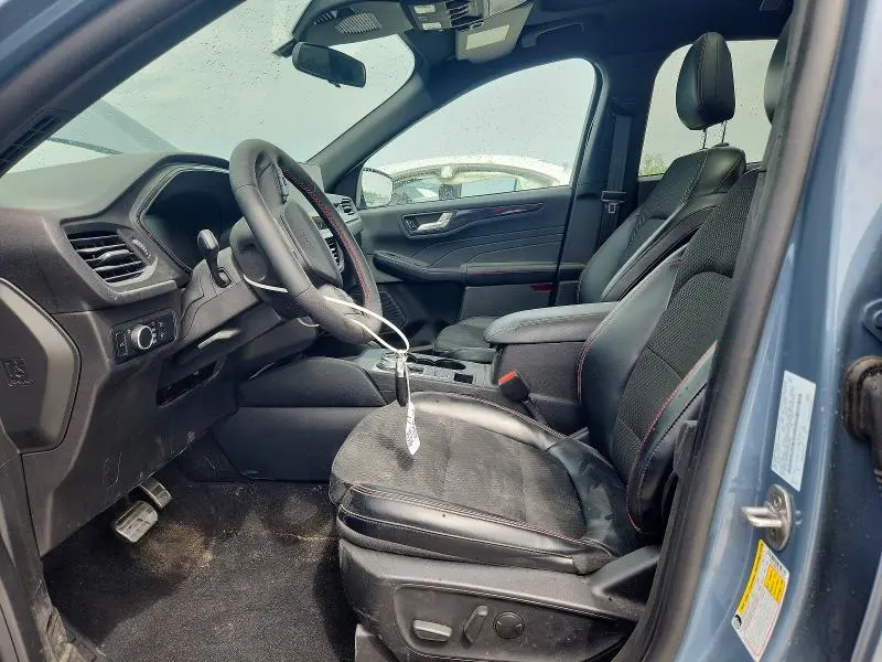 2024 FORD ESCAPE ST LINE  