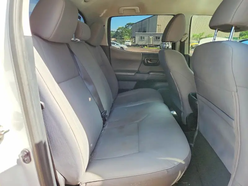 2019 TOYOTA TACOMA SR V6  
