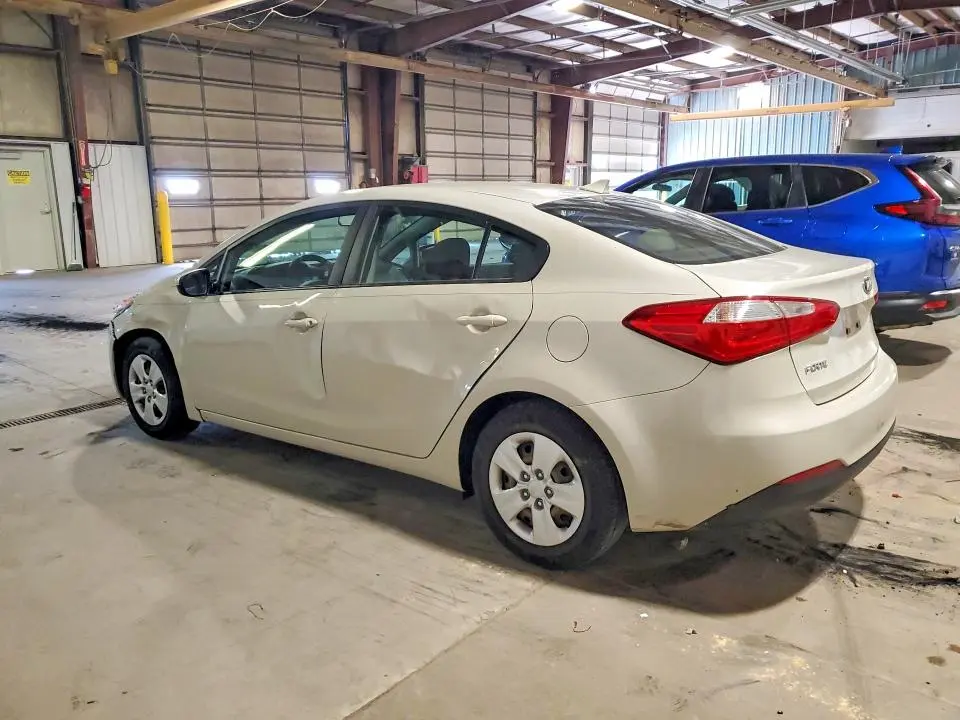 2015 KIA FORTE LX  