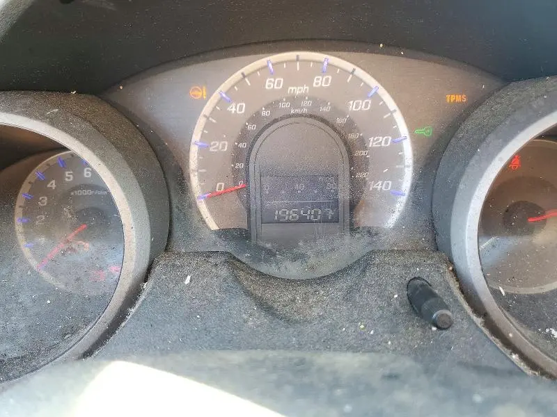 2010 HONDA FIT   