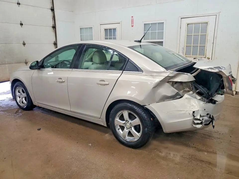 2011 CHEVROLET CRUZE LT  