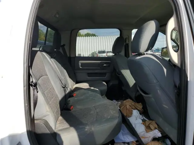 2016 RAM 1500 SLT