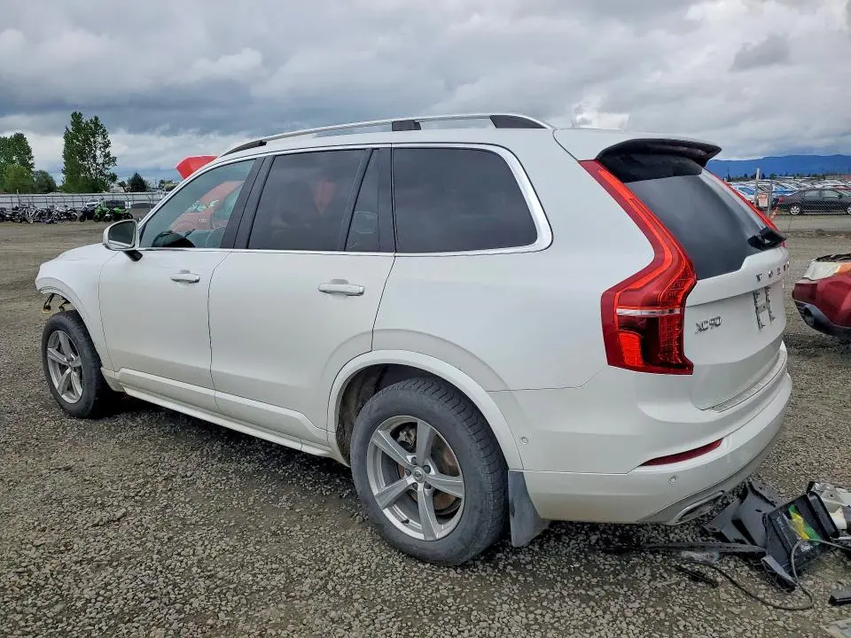 2018 VOLVO XC90 T6  