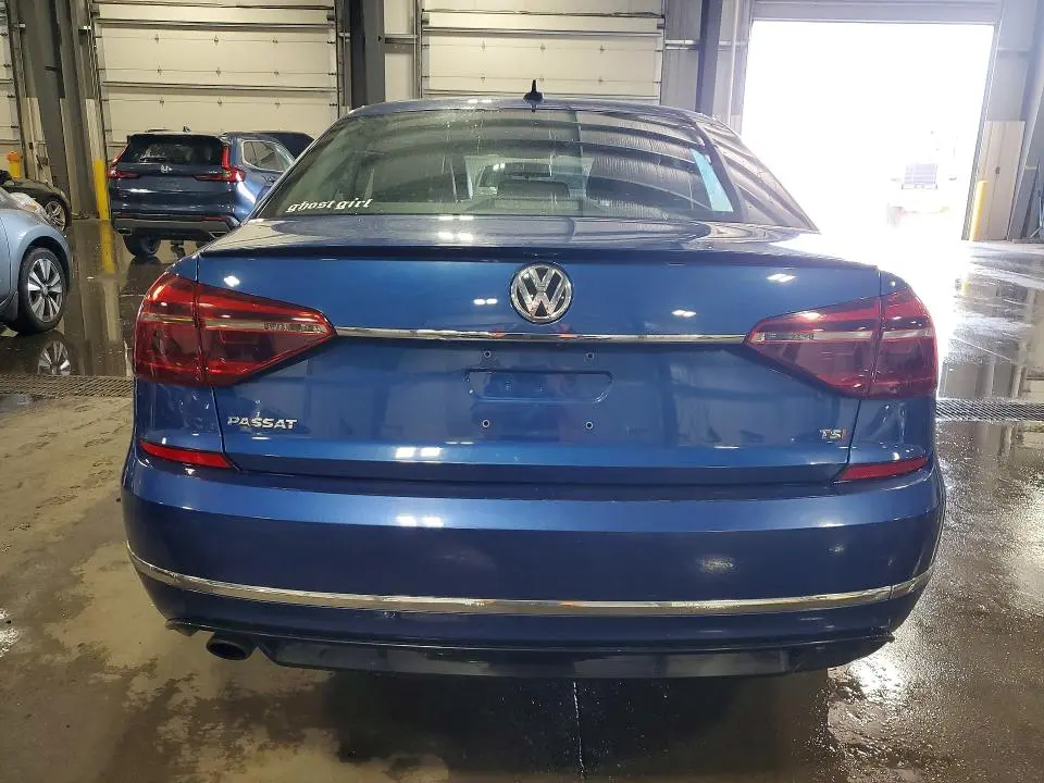 2017 VOLKSWAGEN PASSAT R-LINE  