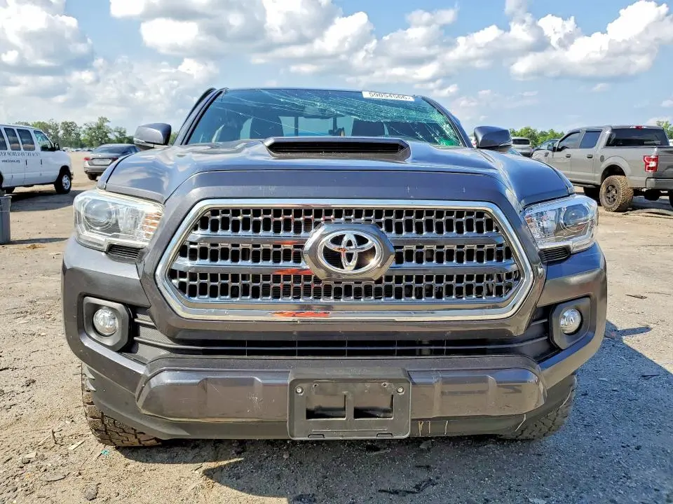2017 TOYOTA TACOMA TRD SPORT  