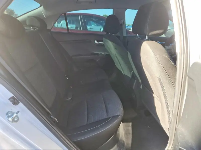 2023 KIA RIO S  