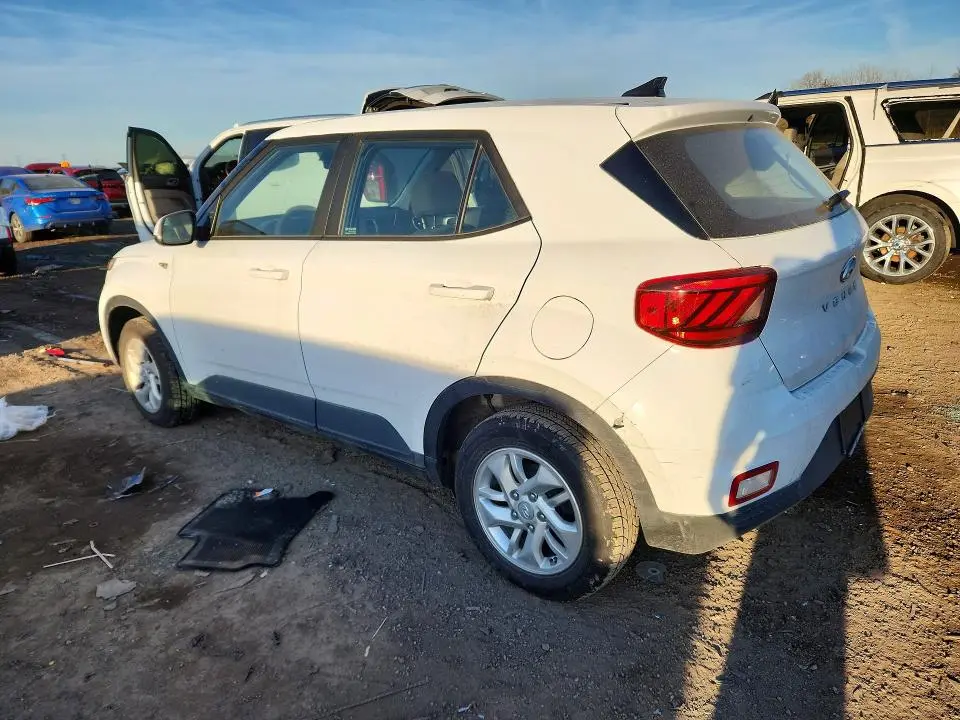 2022 HYUNDAI VENUE SE  