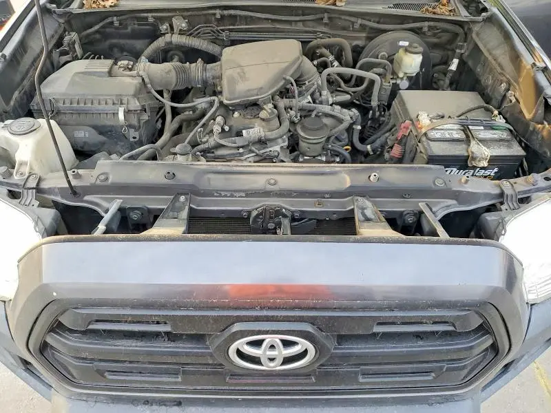2016 TOYOTA TACOMA SR  