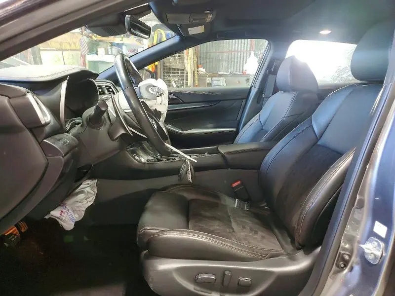 2023 NISSAN MAXIMA SR  