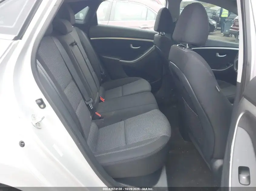 2017 HYUNDAI ELANTRA GT  
