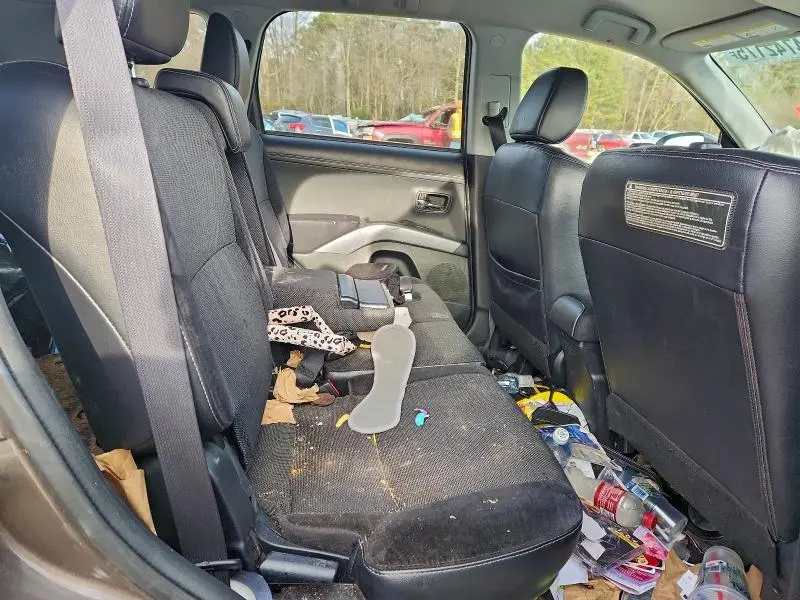 2011 MITSUBISHI OUTLANDER XLS  