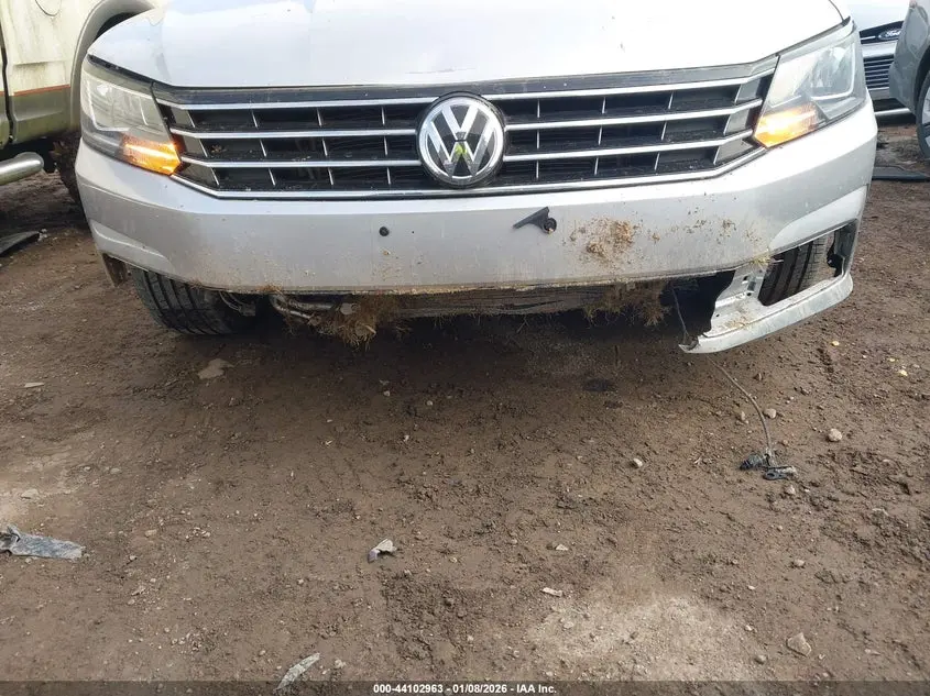 2017 VOLKSWAGEN PASSAT 1.8T S