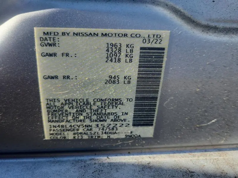 2022 NISSAN ALTIMA SR  
