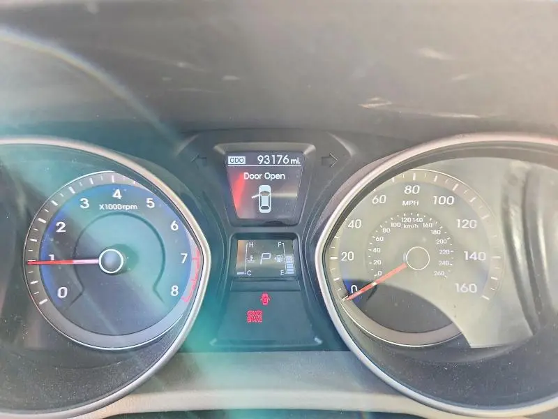 2013 HYUNDAI ELANTRA GT BASE  