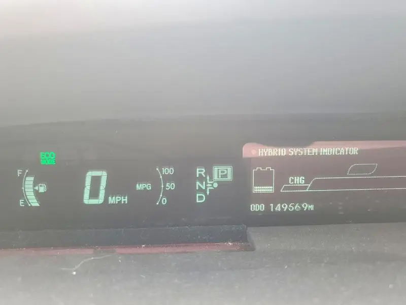 2010 TOYOTA PRIUS V  