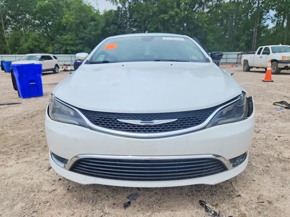 2017 CHRYSLER 200 LIMITED  