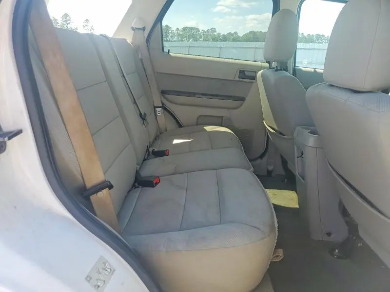 2011 FORD ESCAPE XLT  